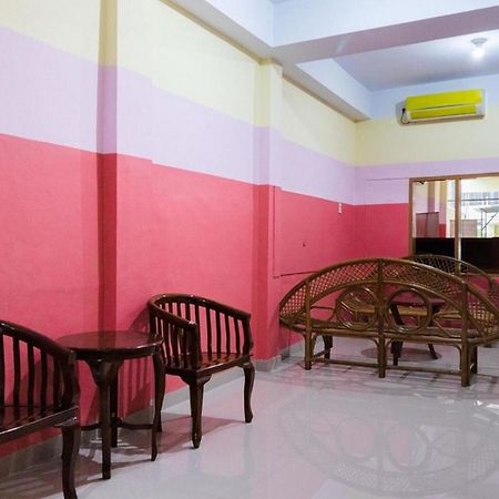 เรดดอร์ซ พลัส แอท จาลัน กาโตต ซูโบรโต เมดาน Hotel Sunggal ภายนอก รูปภาพ