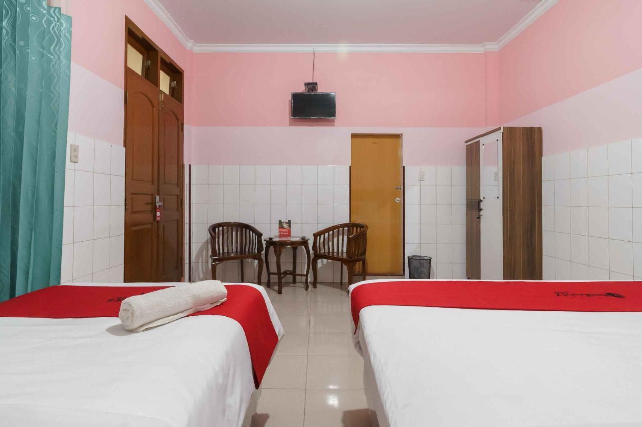 เรดดอร์ซ พลัส แอท จาลัน กาโตต ซูโบรโต เมดาน Hotel Sunggal ภายนอก รูปภาพ